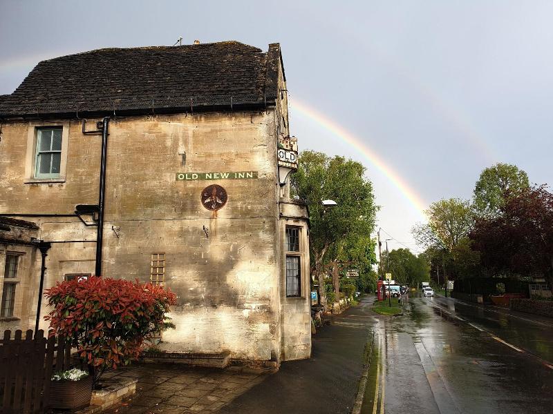 The Old New Inn - Genel