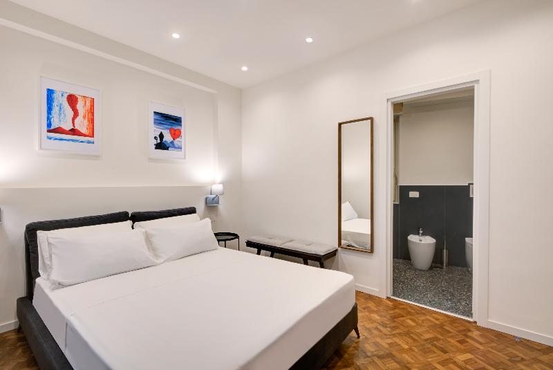 Well Suites - Piazza dei Martiri - Oda