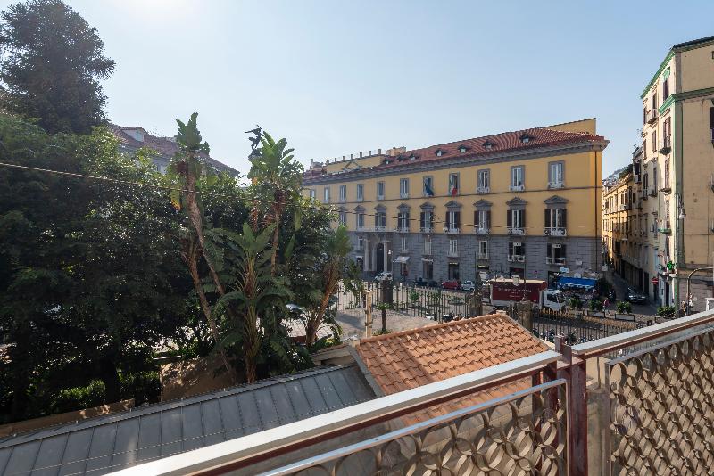 Well Suites - Piazza dei Martiri - Oda