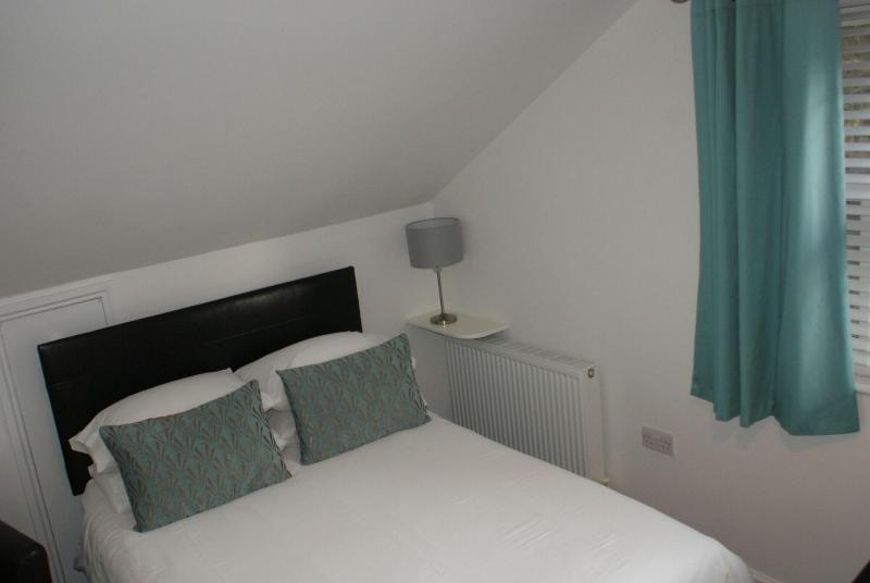 Tirah Bed And Breakfast - Oda
