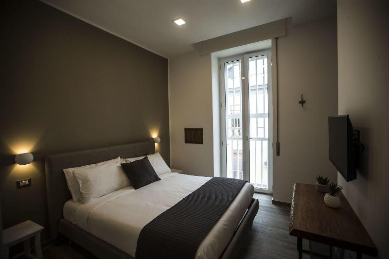 B&B GB Napoli Central Station - Oda