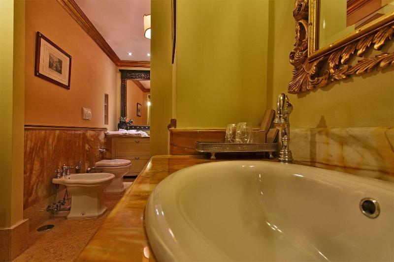 Residenze Gregoriane - Dimora d'Epoca - Oda
