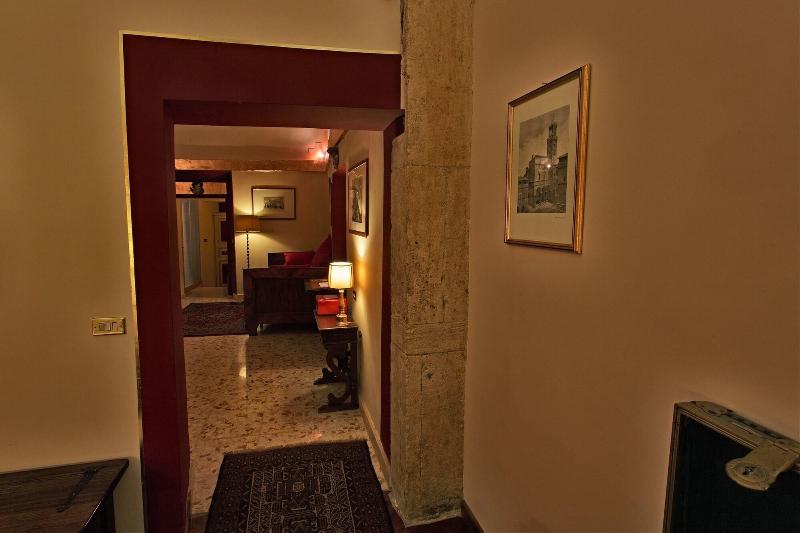 Residenze Gregoriane - Dimora d'Epoca - Oda