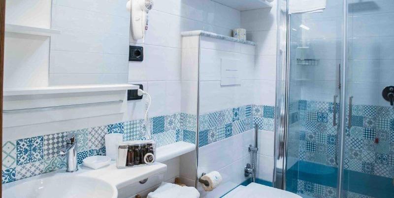 Vittoria Guest House - Salerno - Oda