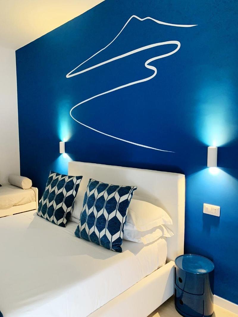 Les Suites Des Tout Le Monde - Genel