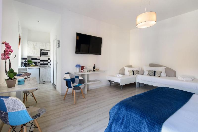 Les Suites Des Tout Le Monde - Oda