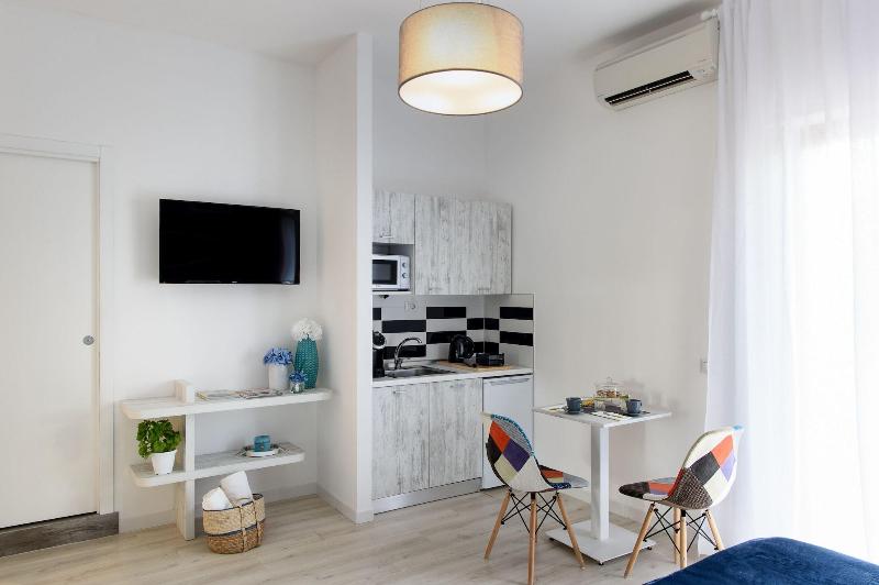 Les Suites Des Tout Le Monde - Oda