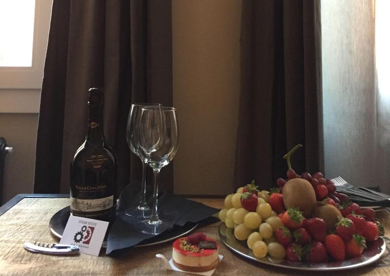 Steam House - Room & Breakfast - Toplantı