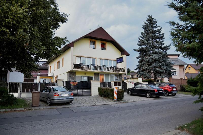 Vila Bohemia - Genel