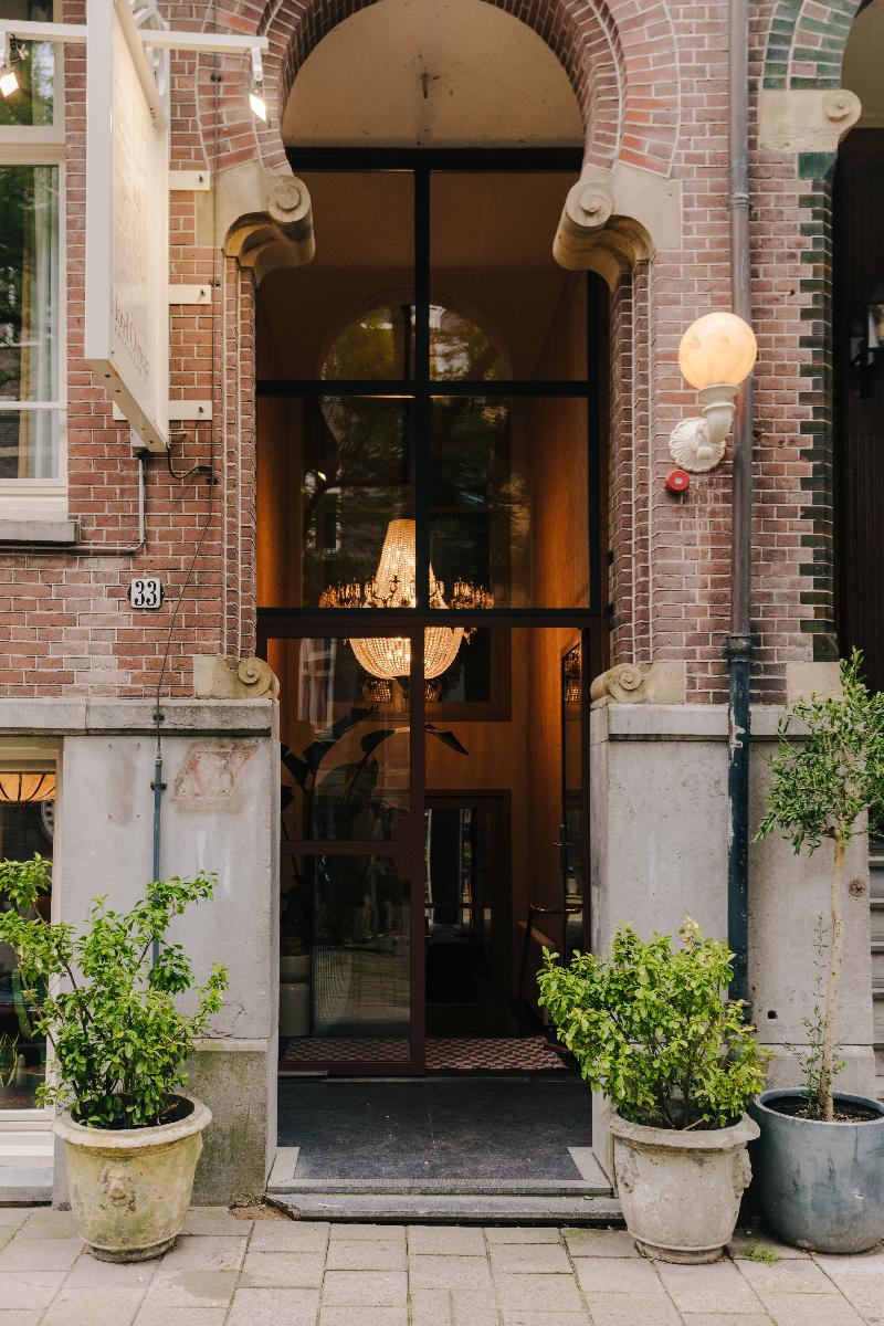 Hotel Omega - Genel