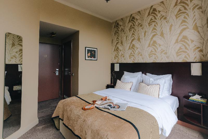 Hotel Omega - Oda