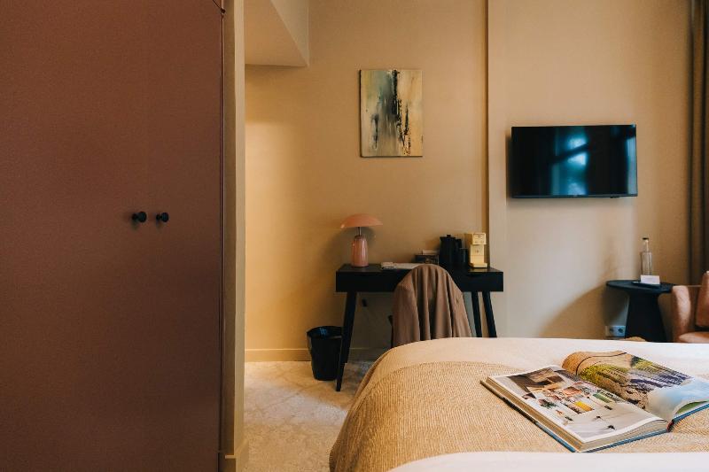 Hotel Omega - Oda