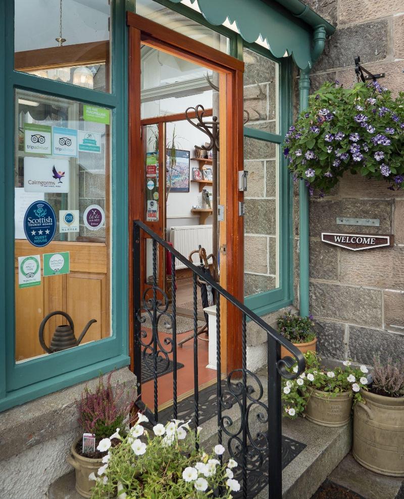Cairngorm Guest House - Genel