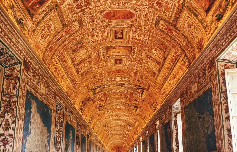 Palazzo Medusa - Genel