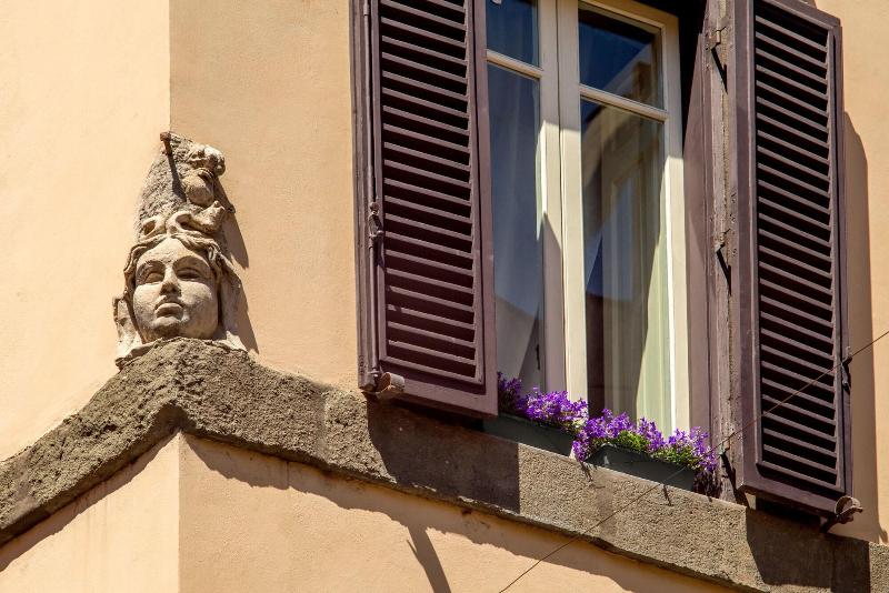 Palazzo Medusa - Genel