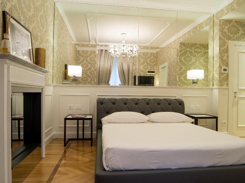 Luxury Duomo Rooms - Oda