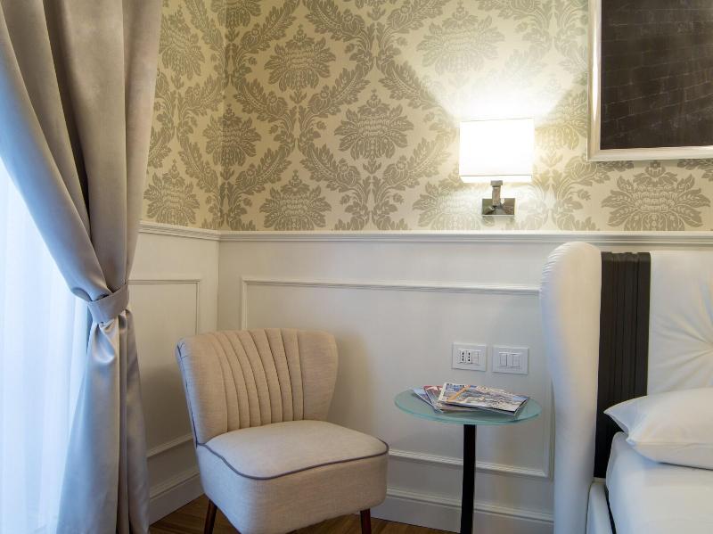 Luxury Duomo Rooms - Oda