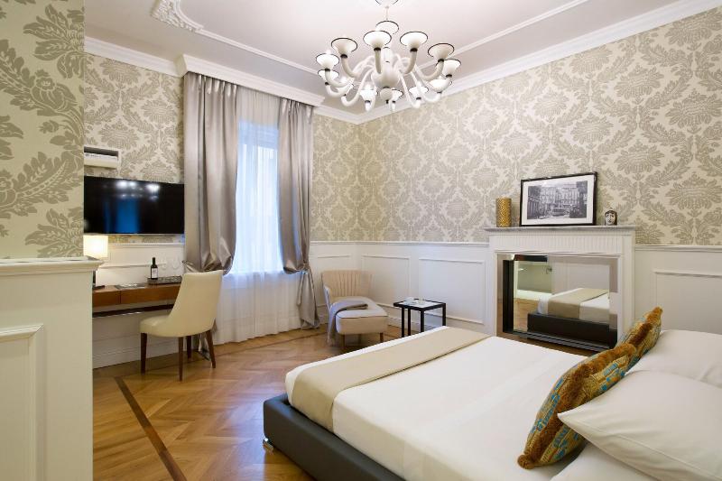 Luxury Duomo Rooms - Oda
