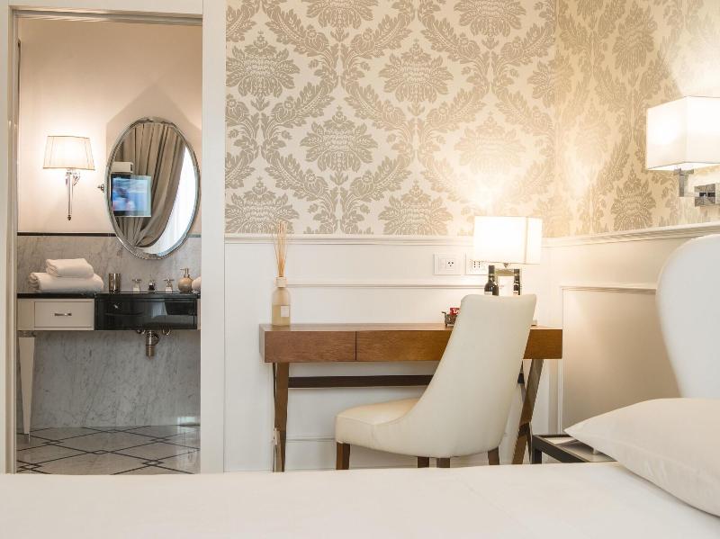 Luxury Duomo Rooms - Oda