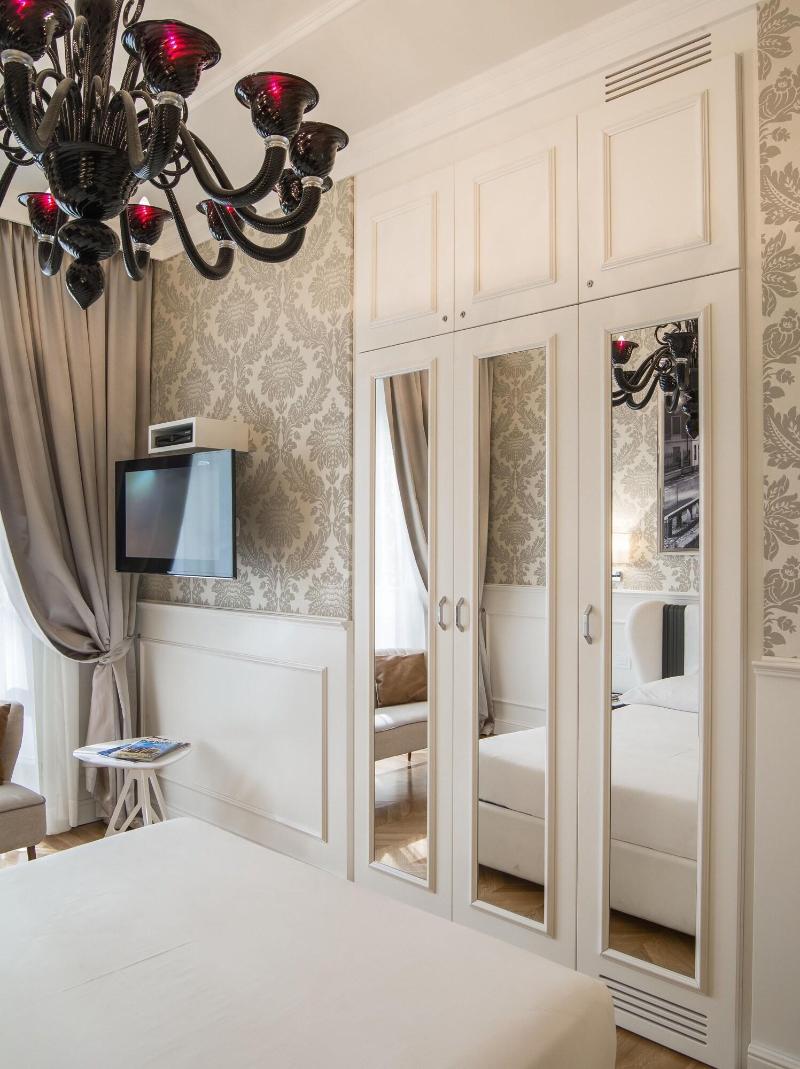 Luxury Duomo Rooms - Oda