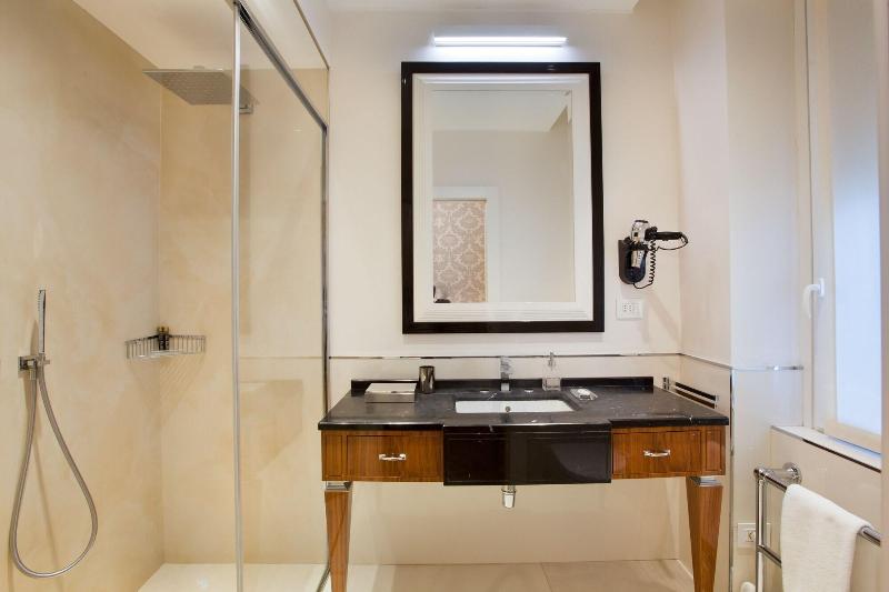 Luxury Duomo Rooms - Oda