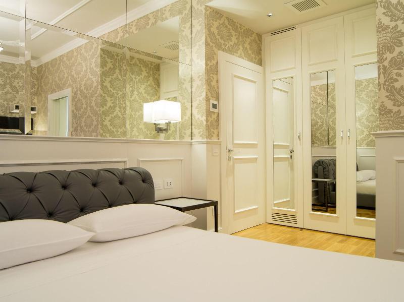 Luxury Duomo Rooms - Oda