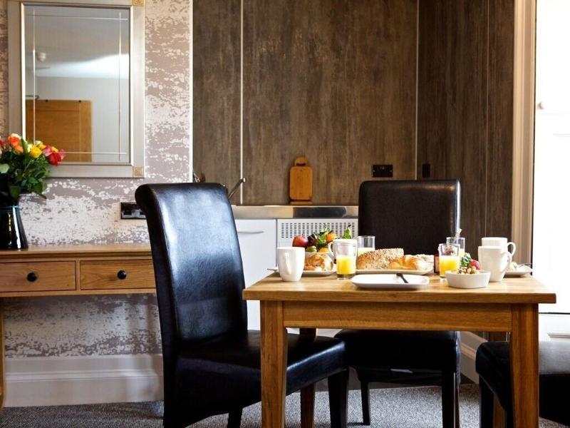 The Tower Gastro Pub & Apartments - Oda