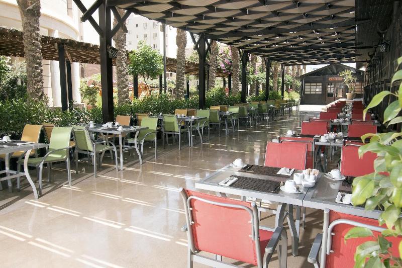 Teda Swiss Inn Plaza Hotel - Restoran