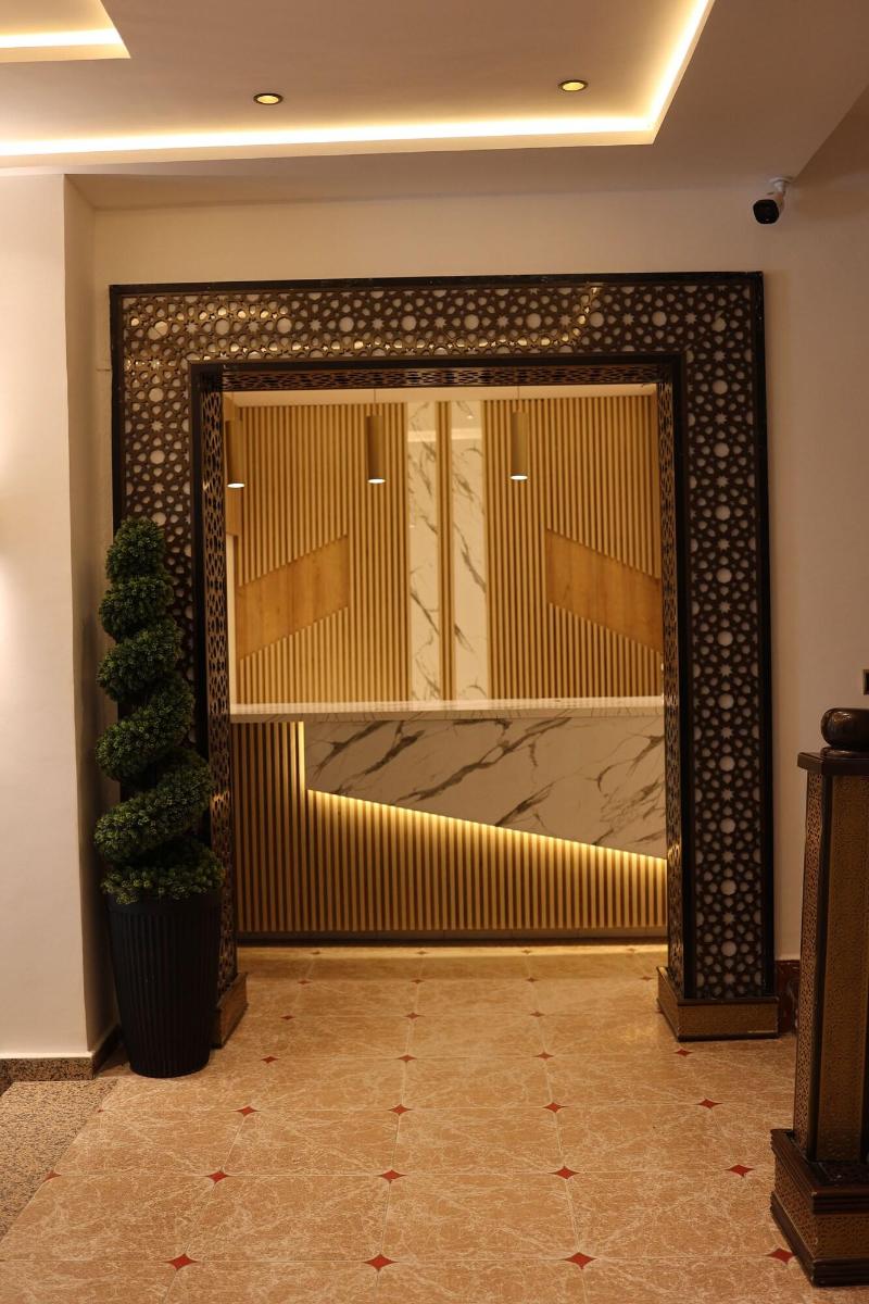 Hôtel Des Lilas - Lobi