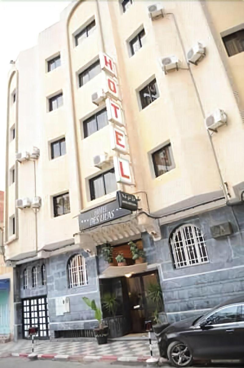 Hôtel Des Lilas - Genel