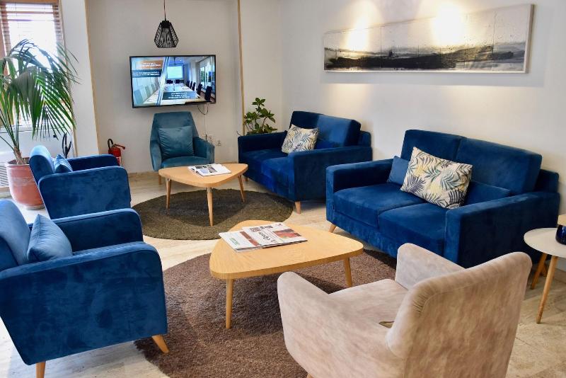 Le Pietri Urban Hotel - Lobi