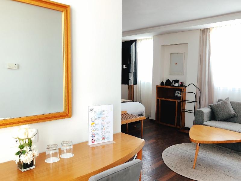 Le Pietri Urban Hotel - Oda