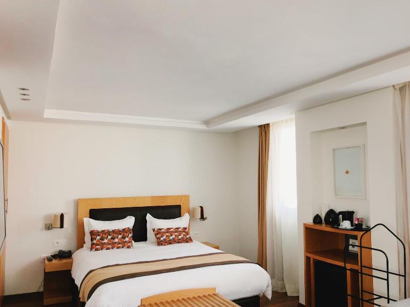 Le Pietri Urban Hotel - Oda