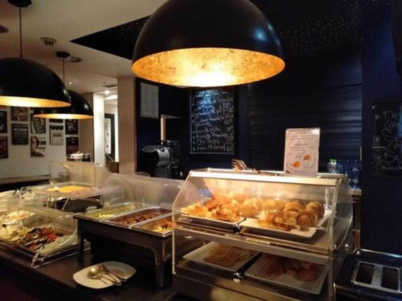 Le Pietri Urban Hotel - Restoran
