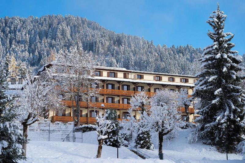 Villars Lodge - Genel