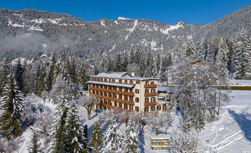 Villars Lodge - Genel