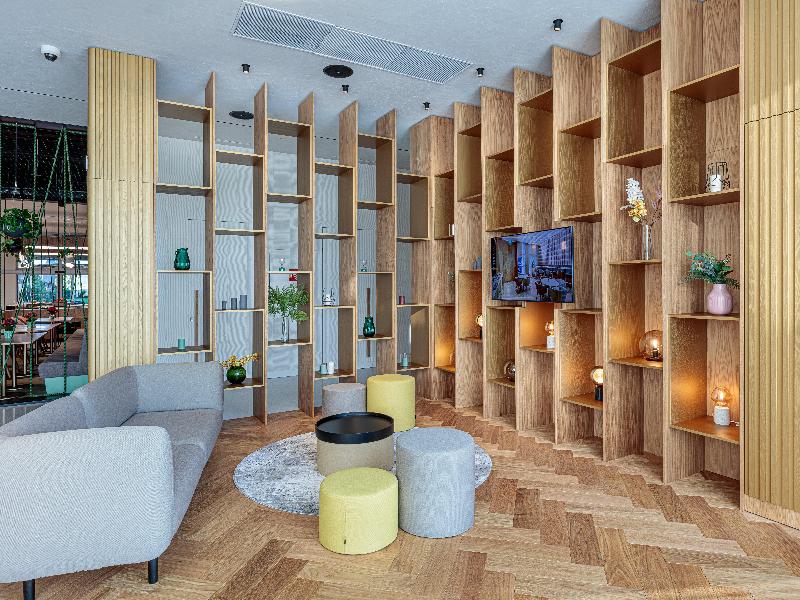 Holiday Inn Prague Congress Centre - Lobi