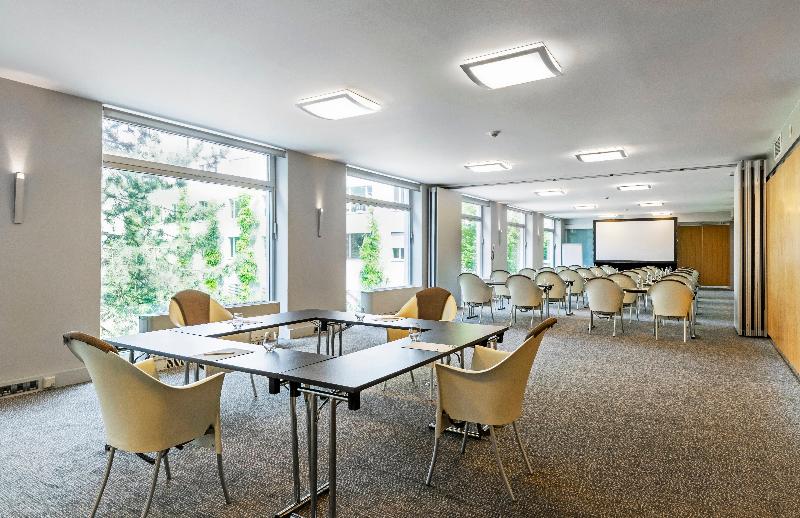 Holiday Inn Prague Congress Centre - Toplantı