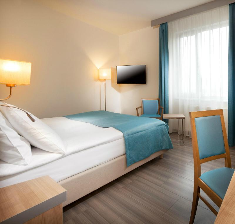 Holiday Inn Prague Congress Centre - Oda