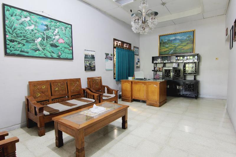 Batik Trinidar Homestay by ZUZU - Lobi