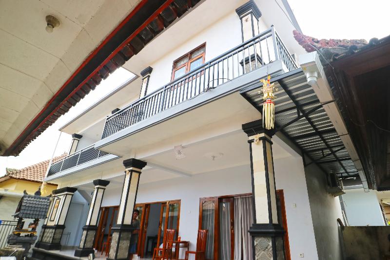 The Wina Echo Beach Guesthouse by ZUZU - Genel