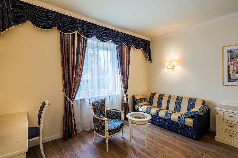 Windsor Hotel - Oda