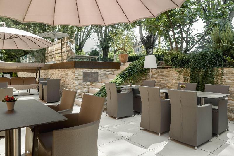 Windsor Hotel - Teras