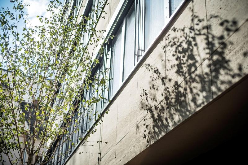 Saks Urban Design Hotel Frankfurt - Genel