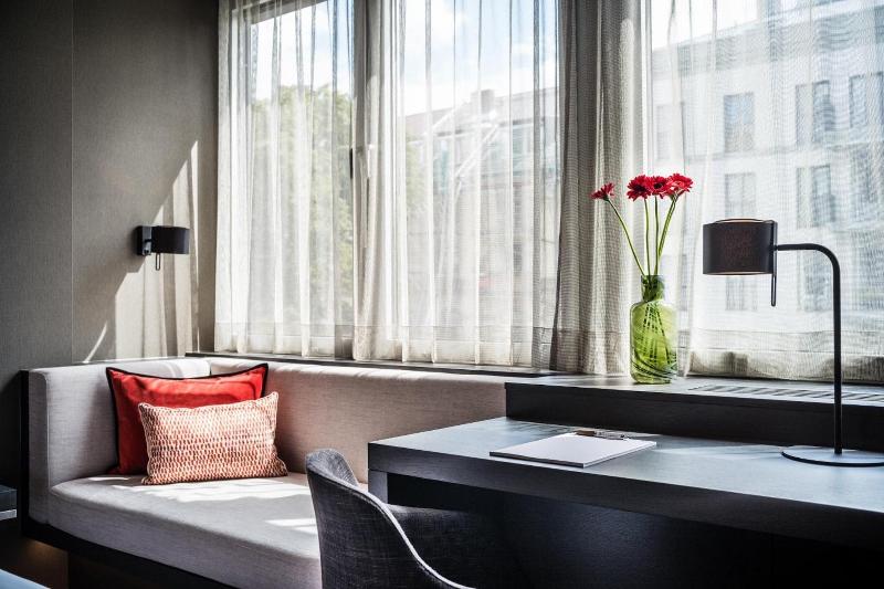 Saks Urban Design Hotel Frankfurt - Oda