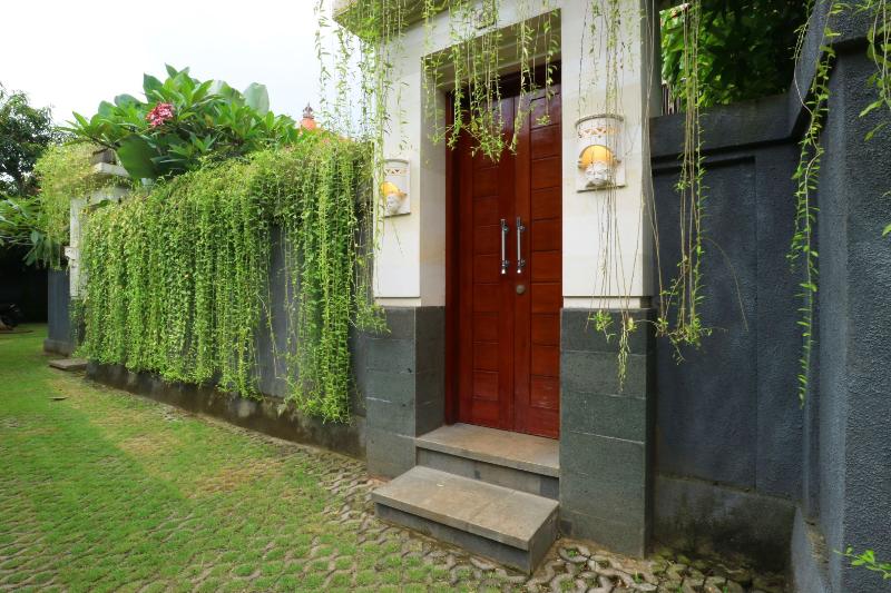 The Umah Pandawa Homestay And Villas by ZUZU - Genel