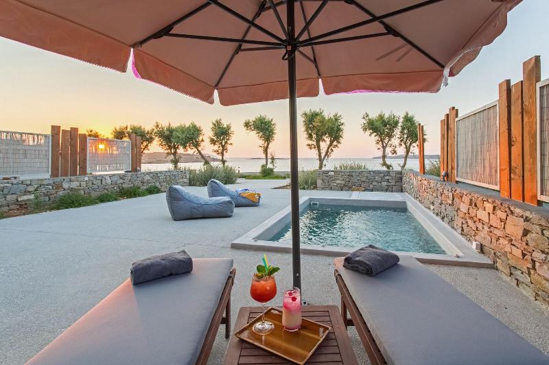 Paros Comfy Suites - Genel