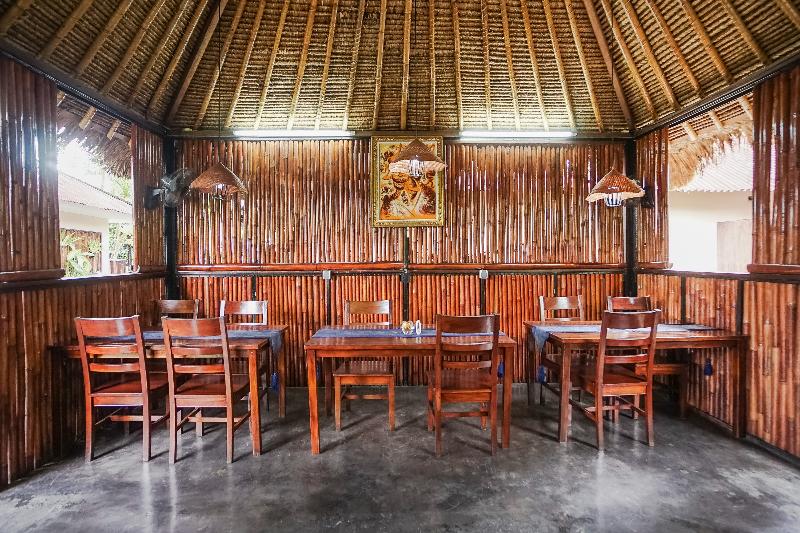 Kampung 168 by ZUZU - Restoran