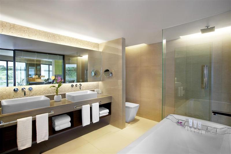 Le Meridien Phuket Beach Resort - Genel