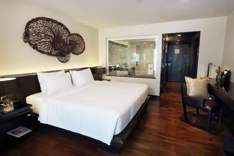 Le Meridien Phuket Beach Resort - Oda